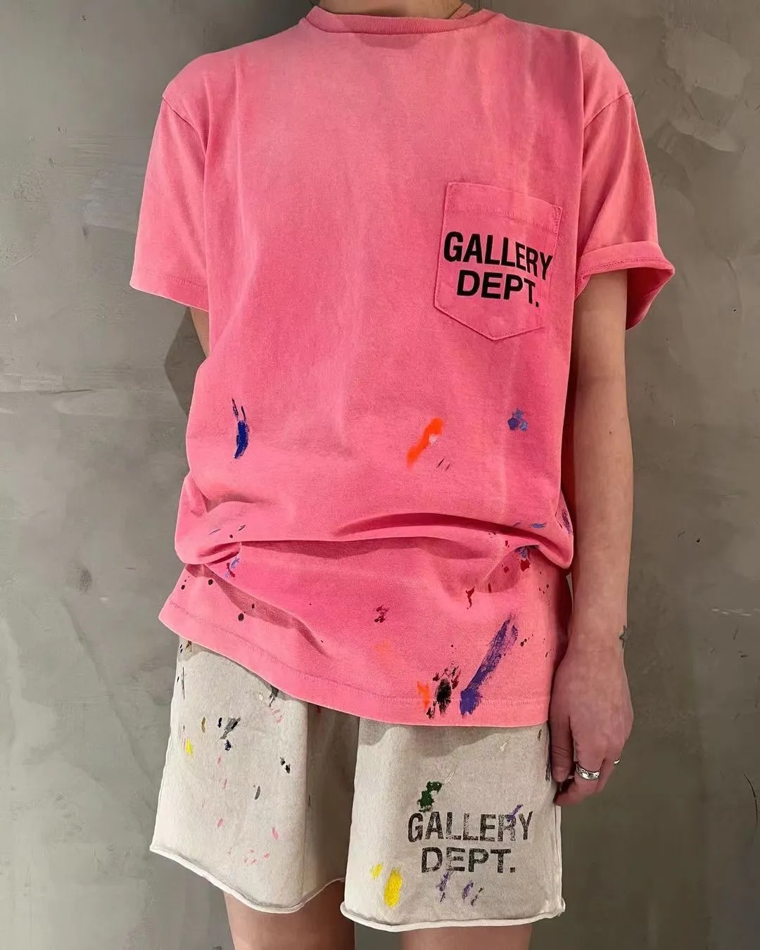 Heavy craftsmanship, the first choice for American boys in summer GALLERY DEPT. INSOMNIA SHORTS/WHITE English mud-dyed and ink-splashed shorts, off-white S-XL, super comfortable and breathable fabric, frees the lower body, heavy wash, mud-dyed and distressed, super complex ink-splashed graffiti